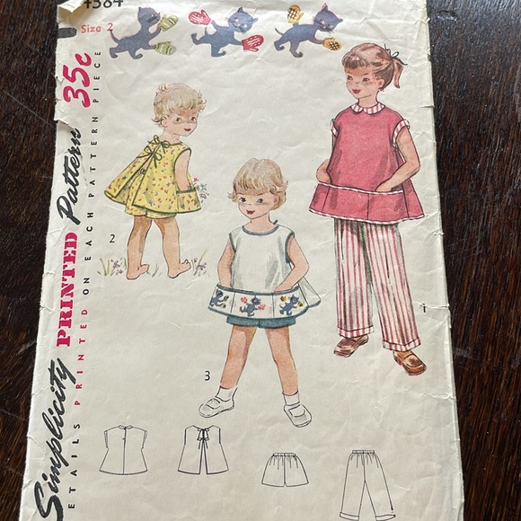 Simplicity 4384 vintage (1950's) child's apron, shorts, pants sewing pattern - Picture 9 of 14